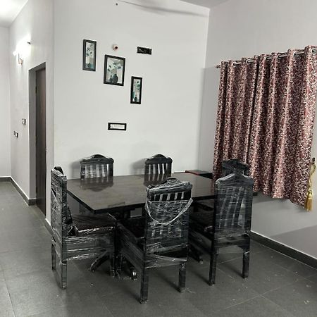 Готель Hidden Garden Farmhouse Pargi Екстер'єр фото