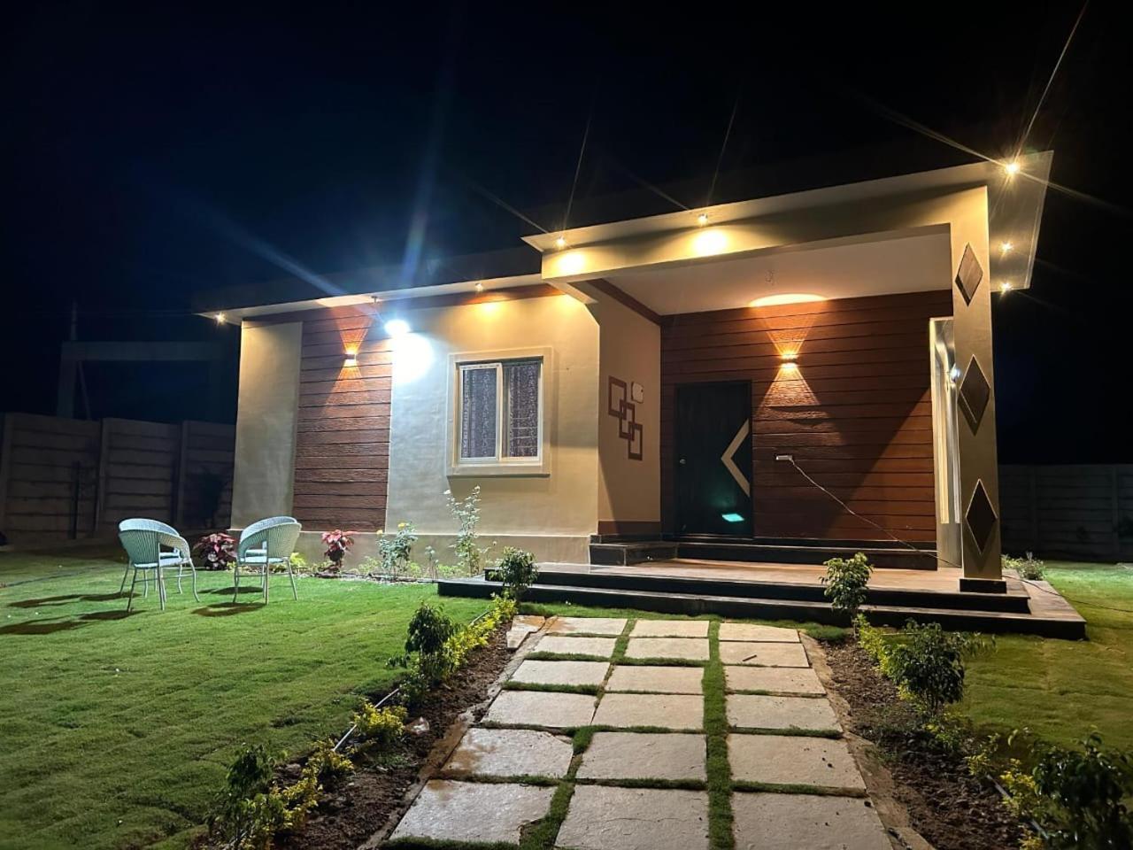 Готель Hidden Garden Farmhouse Pargi Екстер'єр фото